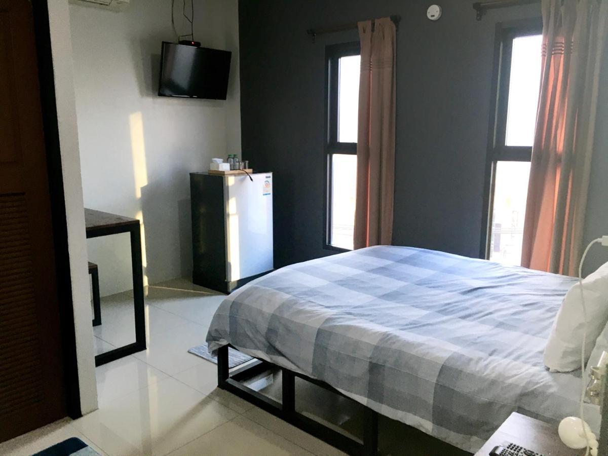 The Room Apartment Сураттхани Экстерьер фото